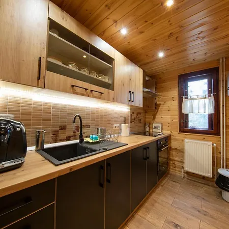 Chalet Adrienne Izvoru Mureşului